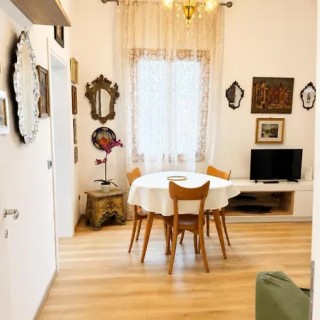 The View Apartment, Island Daire